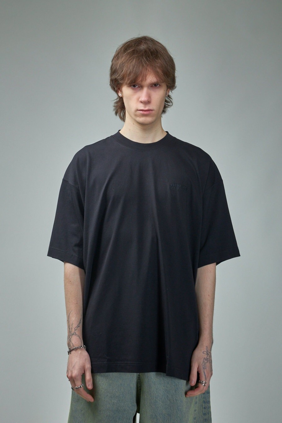 T-Shirts | Vetements Embroidered Tonal Logo T-Shirt