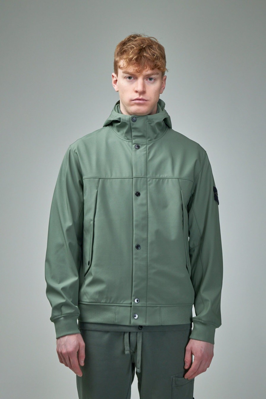 Jassen | Stone Island Light Soft Shell-R_E.Dye® Technology Hooded Blouson