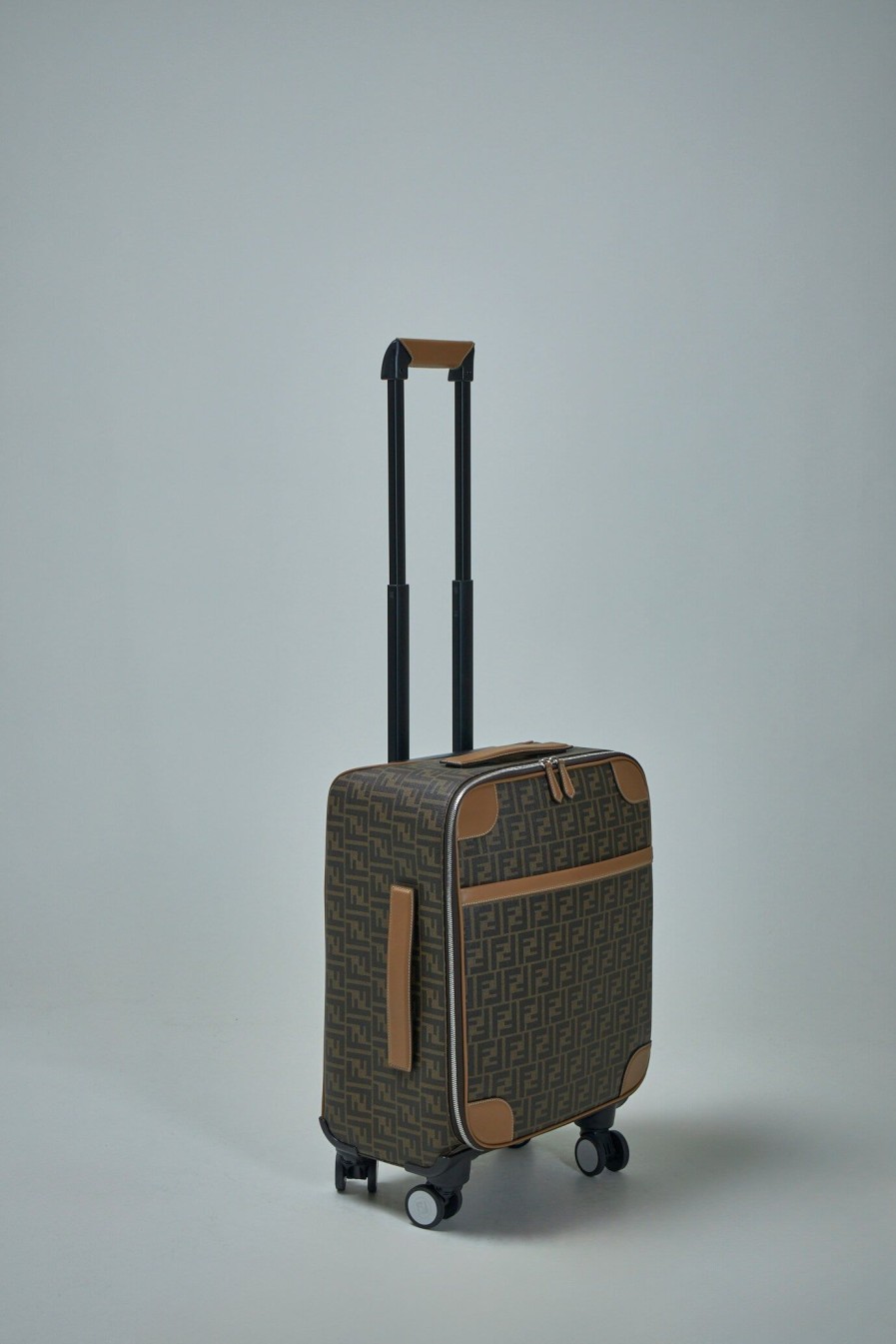 Reistassen | Fendi Cabin Size Trolly