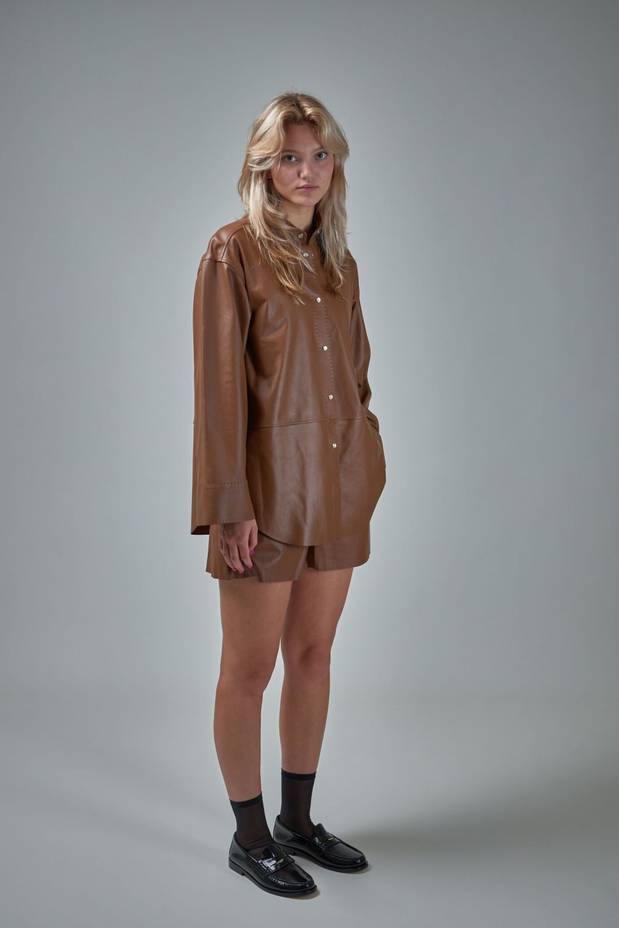 Korte Broeken | By Malene Birger Barissa Shirts Bison